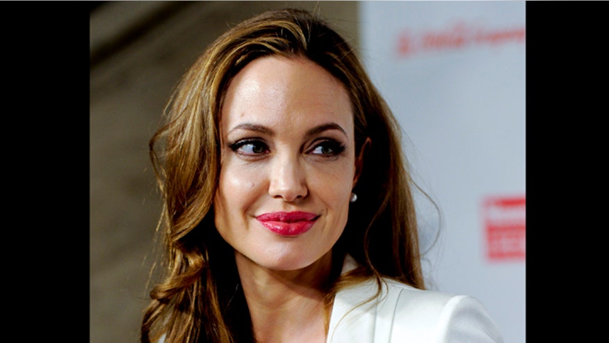 Angelina Jolie-Mastec_Angu.jpg